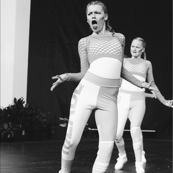 meet the posher, Jenna - Picture 4 of 8